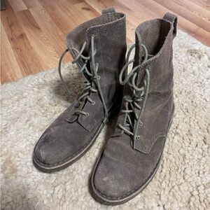 Clarks Suede tall desert Boots
